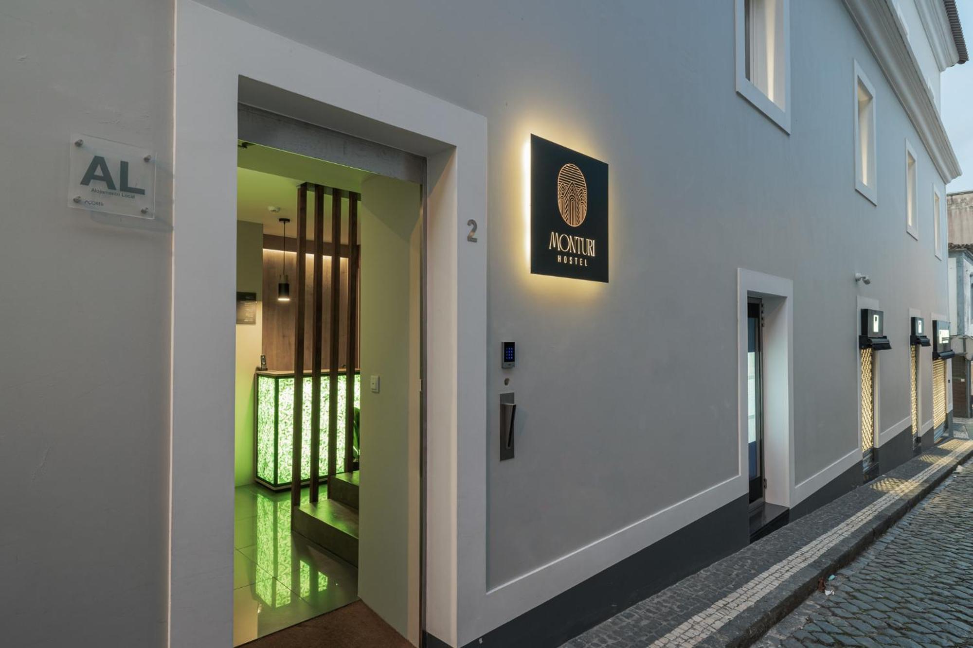 Monturi Hostel Ponta Delgada Esterno foto